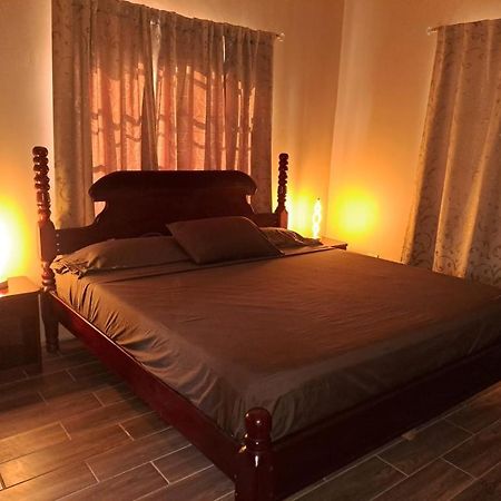 Banyan Rose Room 3 Orange Walk المظهر الخارجي الصورة